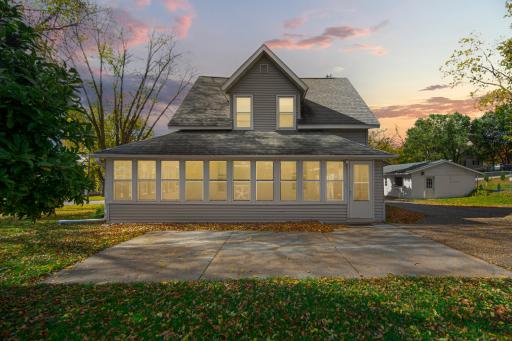 200 Park Avenue NE, Elysian, MN 56028