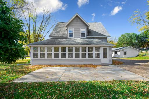 200 Park Avenue NE, Elysian, MN 56028