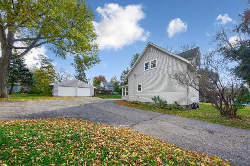 200 Park Avenue NE, Elysian, MN 56028