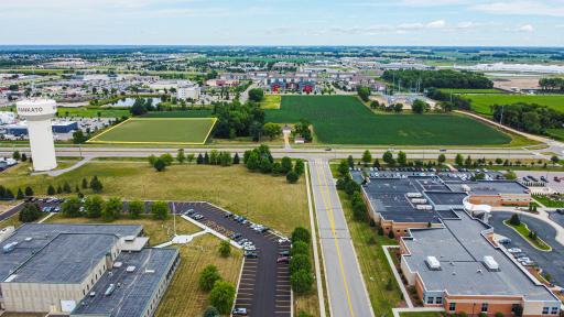 2 A Madison Avenue, Mankato, MN 56001
