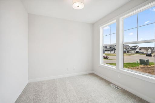 10124 Arrowwood Trail, Woodbury, MN 55129