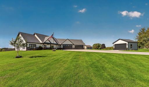 8489 Providence Road NW, Rochester, MN 55901