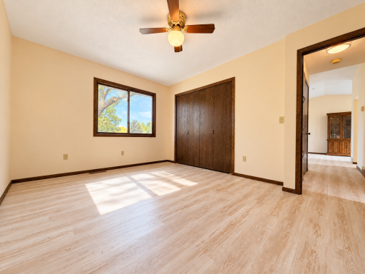 8223 Brunswick Circle N, Brooklyn Park, MN 55443