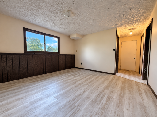 8223 Brunswick Circle N, Brooklyn Park, MN 55443