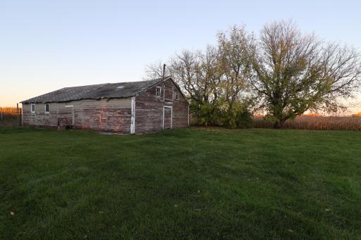 Barn