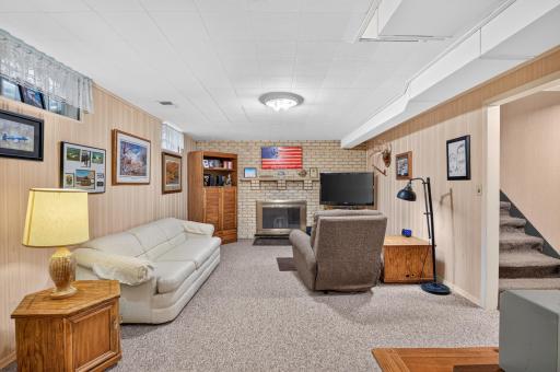 22015 Pillsbury Avenue, Lakeville, MN 55044