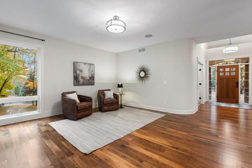 18600 Ridgewood Road, Minnetonka, MN 55391