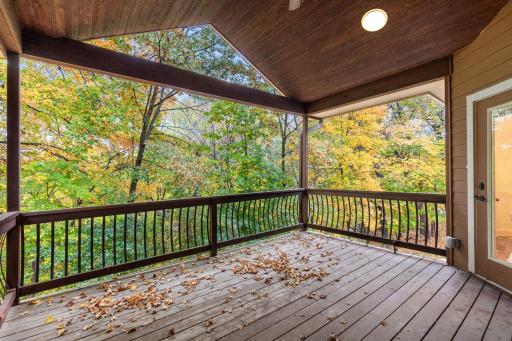 18600 Ridgewood Road, Minnetonka, MN 55391