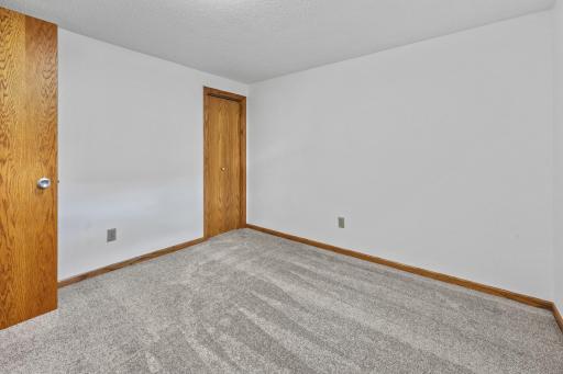 717 25th Avenue N, Saint Cloud, MN 56303