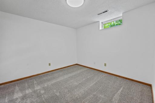 717 25th Avenue N, Saint Cloud, MN 56303