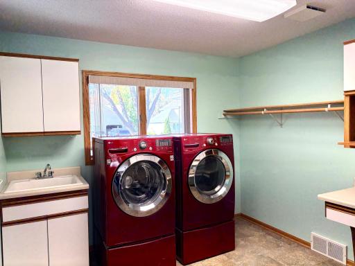 607 Deschepper Street, Marshall, MN 56258