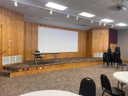 1218 2nd Avenue NE, Staples, MN 56479