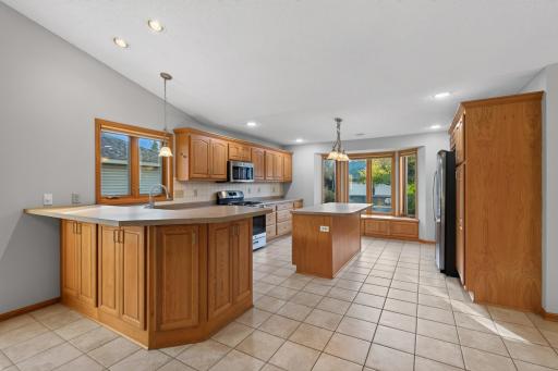 3032 Walter Street, Maplewood, MN 55109