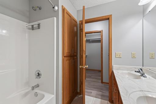 3032 Walter Street, Maplewood, MN 55109