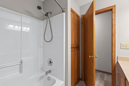 3032 Walter Street, Maplewood, MN 55109
