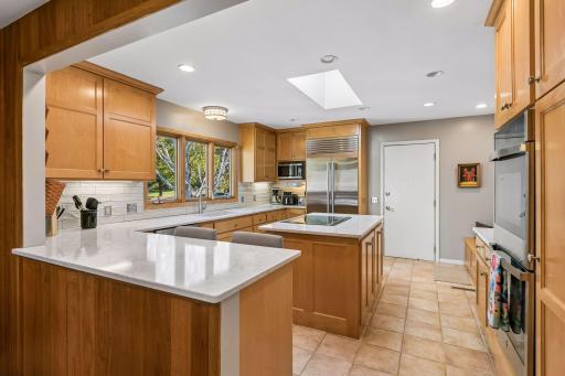 4740 Killarney Drive, Golden Valley, MN 55422