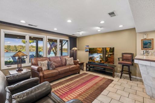 4740 Killarney Drive, Golden Valley, MN 55422