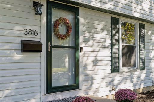 3816 Abbott Avenue North - Spacecrafting - 0005.jpg