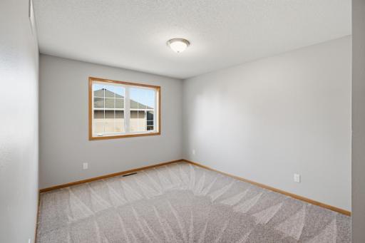 112 Bunker Court, Mankato, MN 56001