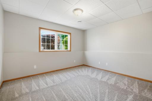 112 Bunker Court, Mankato, MN 56001