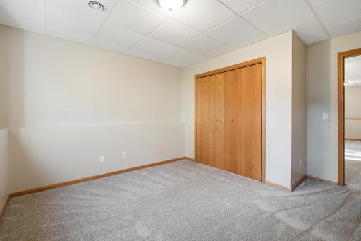 112 Bunker Court, Mankato, MN 56001