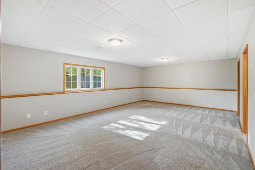 112 Bunker Court, Mankato, MN 56001