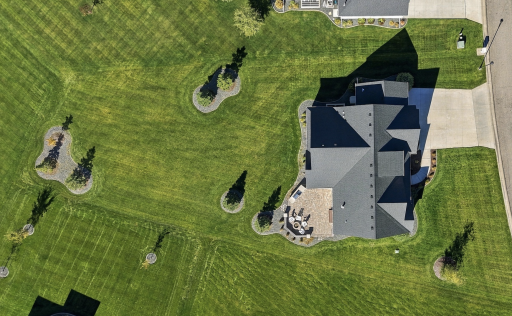 356 Trent Jones Drive, Oxbow, ND 58047