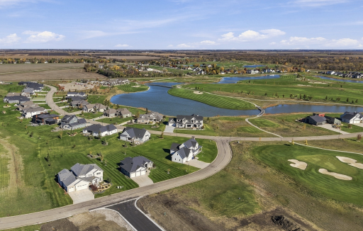 356 Trent Jones Drive, Oxbow, ND 58047