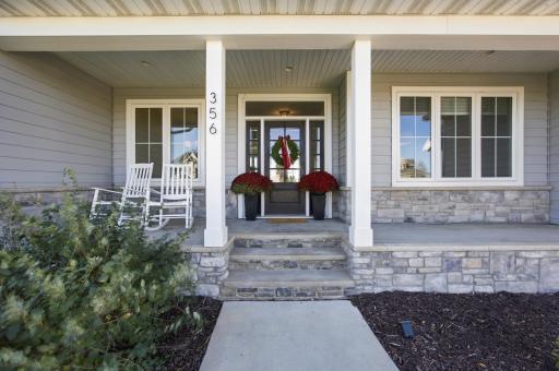 356 Trent Jones Drive, Oxbow, ND 58047
