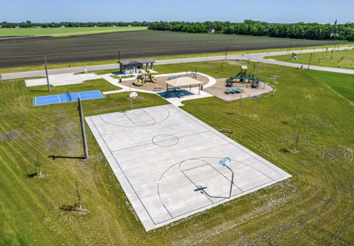 356 Trent Jones Drive, Oxbow, ND 58047