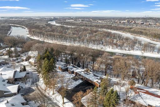 1755 Lexington Avenue S, Saint Paul, MN 55118