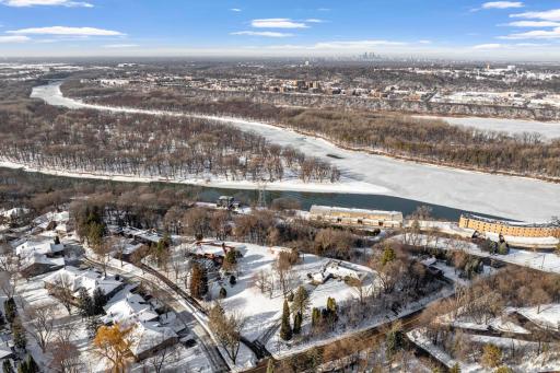 1755 Lexington Avenue S, Saint Paul, MN 55118