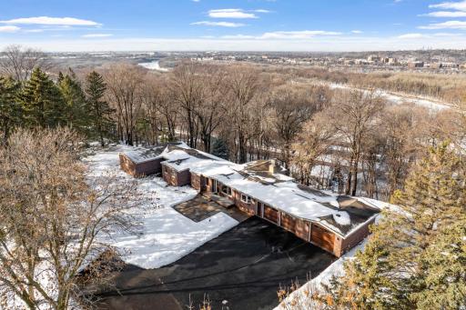1755 Lexington Avenue S, Saint Paul, MN 55118