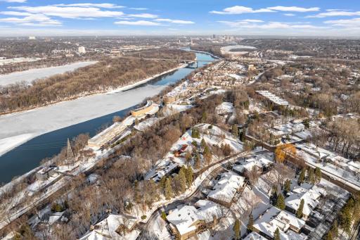 1755 Lexington Avenue S, Saint Paul, MN 55118