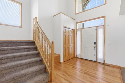 9915 Chestnut Avenue N, Brooklyn Park, MN 55443