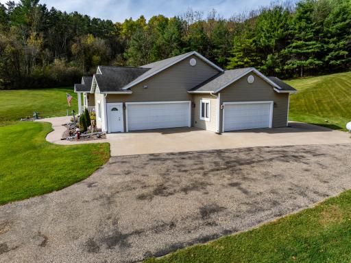 N7815 County Road W, Holmen, WI 54636