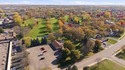 Walking distance to shopping, bus routes and so much more.