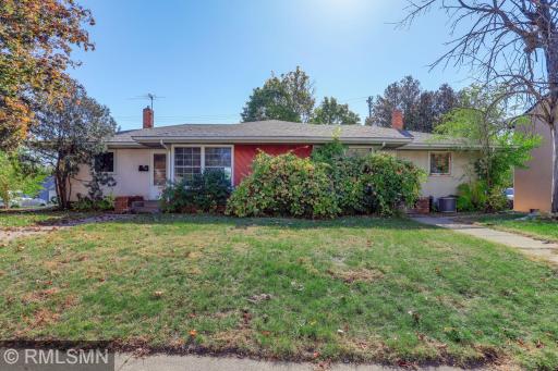 1530 Reaney Avenue, Saint Paul, MN 55106