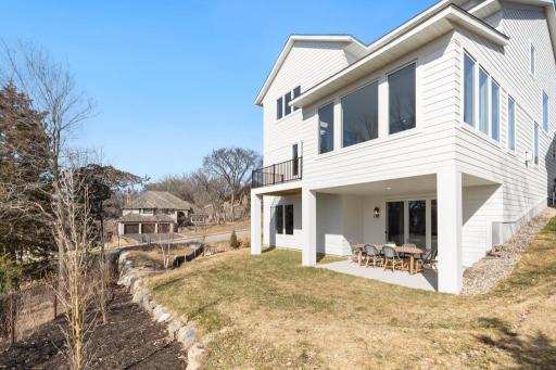 11184 Johnson Ridge, Eden Prairie, MN 55347
