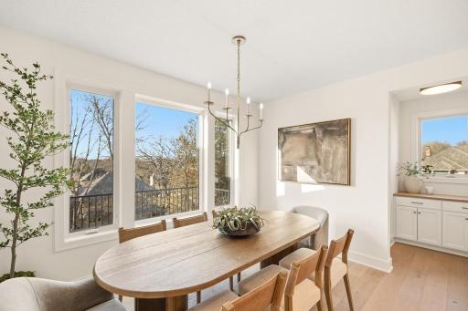 11184 Johnson Ridge, Eden Prairie, MN 55347