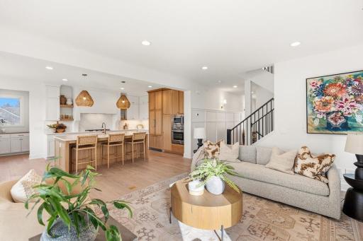 11184 Johnson Ridge, Eden Prairie, MN 55347