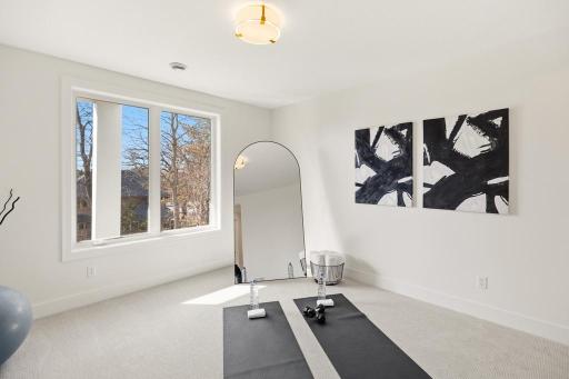 11184 Johnson Ridge, Eden Prairie, MN 55347