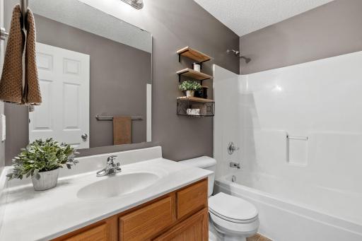 Full upper level bathroom