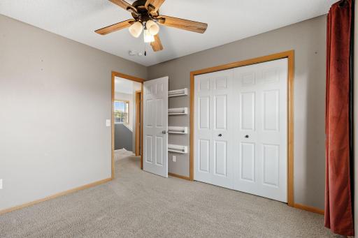 Second upper level bedroom