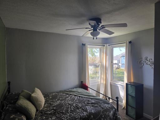 1904 22nd Drive SW, Austin, MN 55912