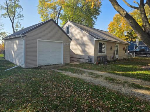 1904 22nd Drive SW, Austin, MN 55912