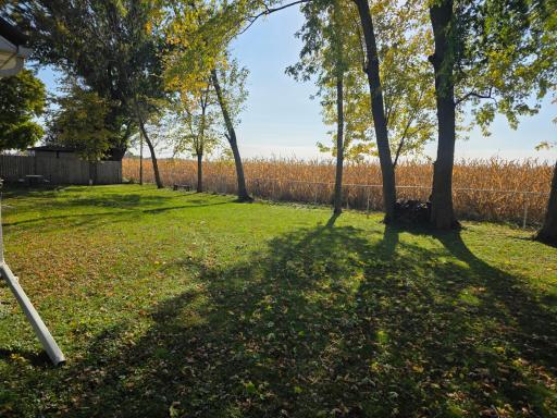 1904 22nd Drive SW, Austin, MN 55912