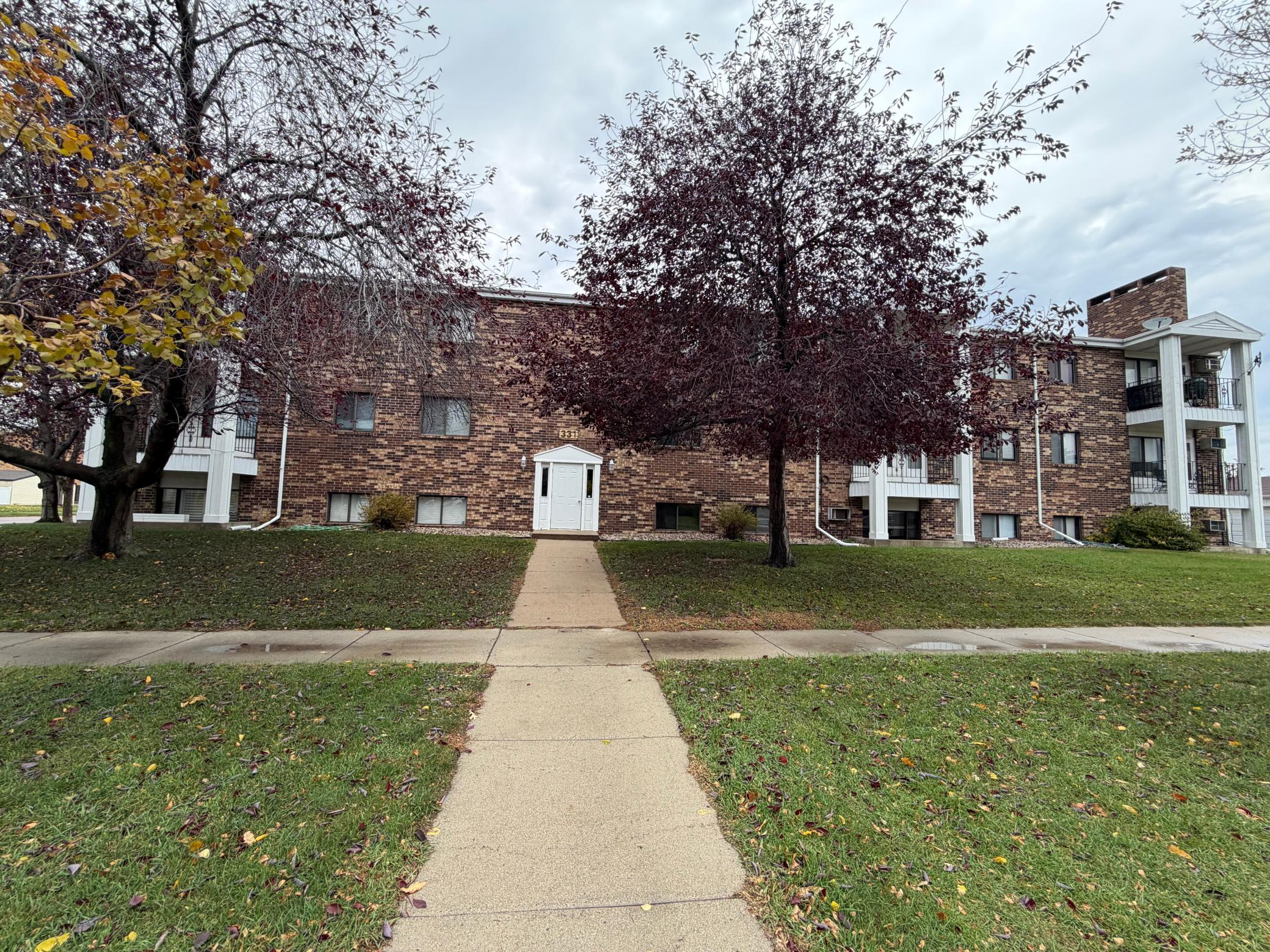 Corner of 35th St and Prairiewood Circle S