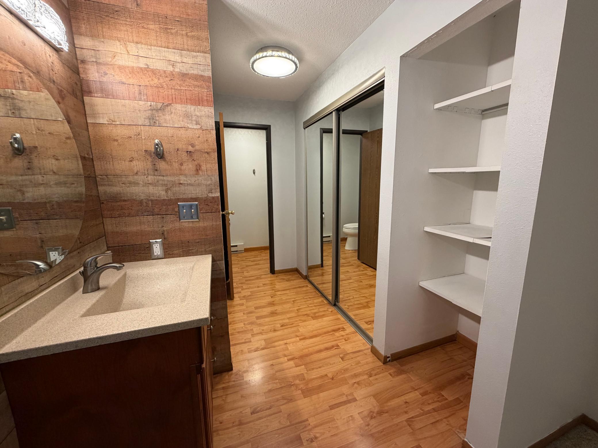 Primary suite