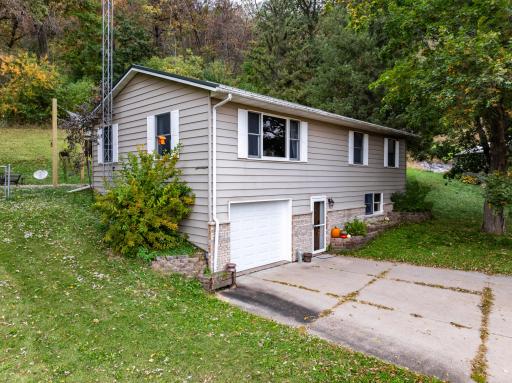 W544 County Road P, Fountain City, WI 54629